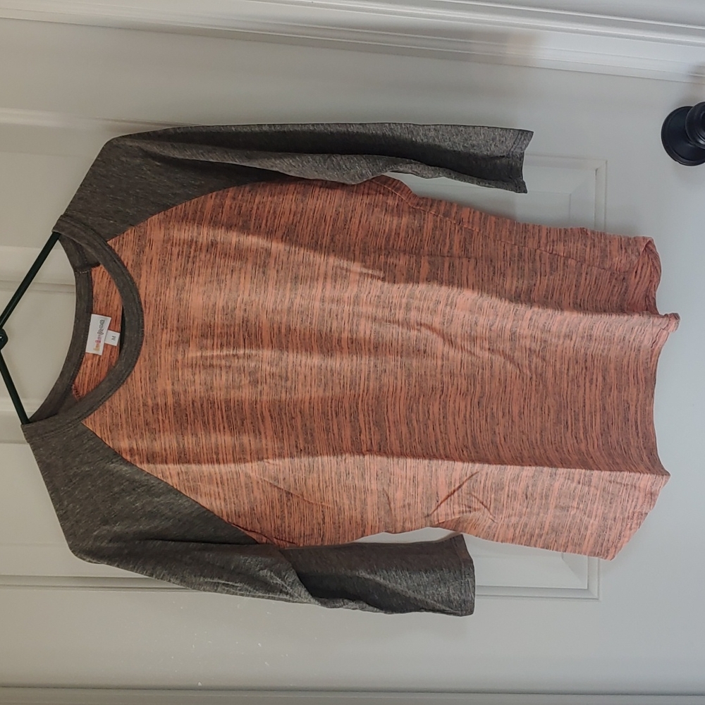 NWOT LuLaRoe Randy. Peach and gray